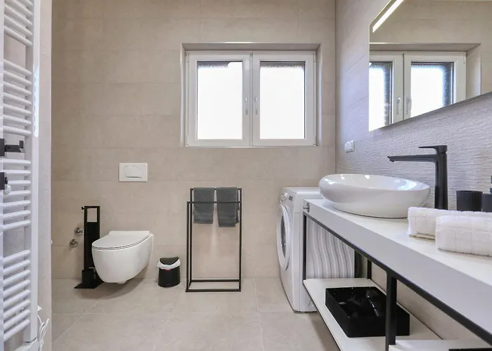 Privdate Villa