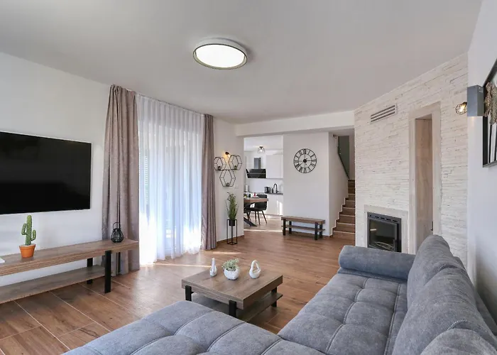 Villa Privdate *