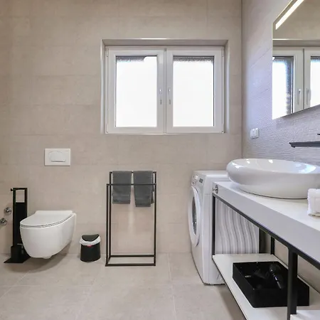 Privdate Villa