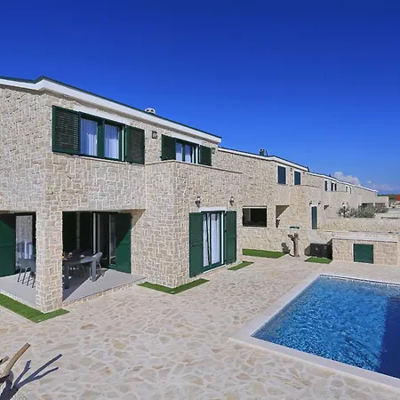Villa Privdate *